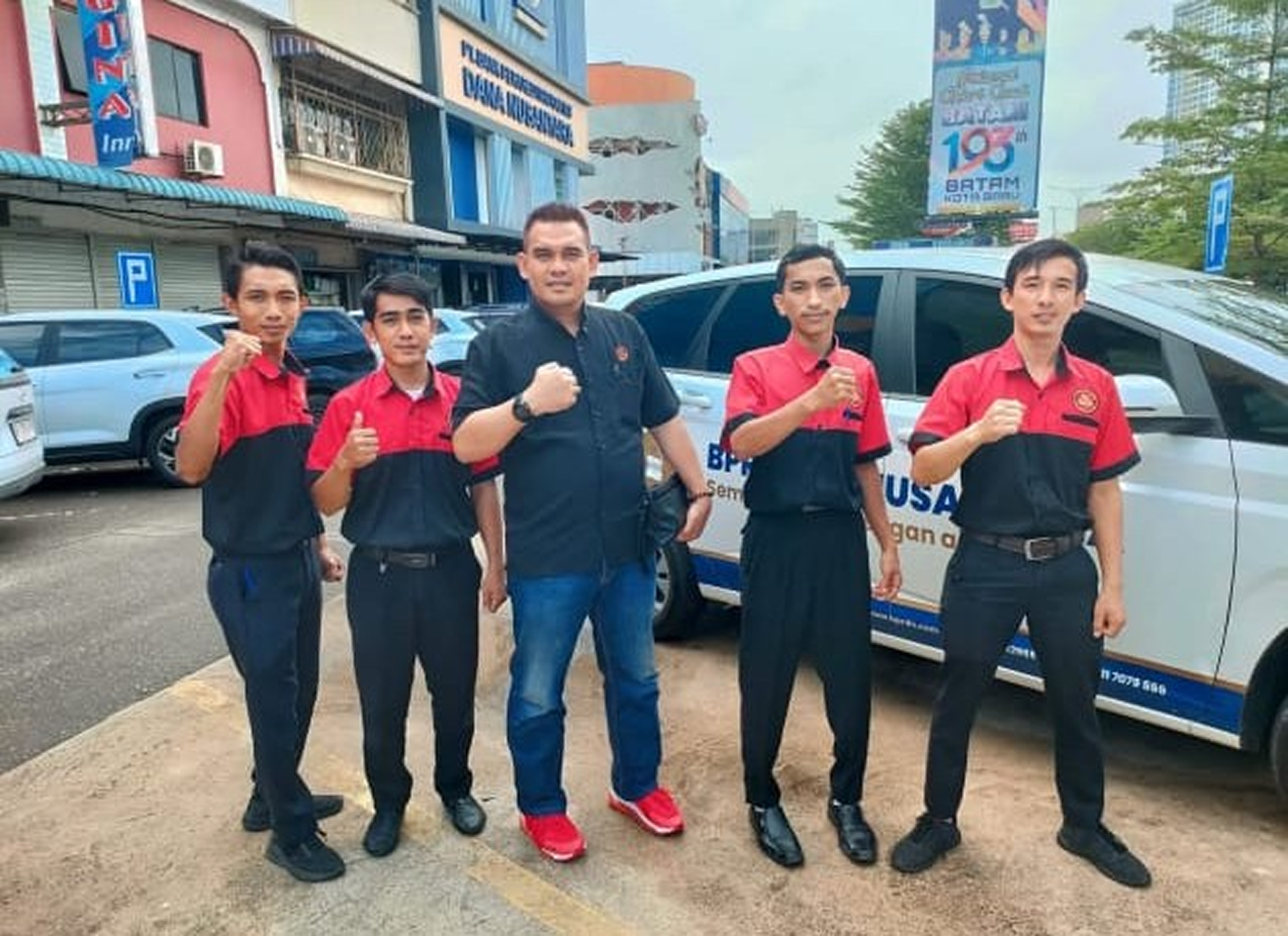 Pemeriksaan Akses Masuk & Registrasi Tamu